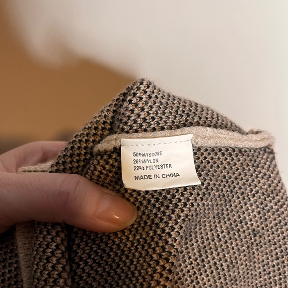 NOC leopard animal print tan oversized tunic sweater size small novelty - Picture 6 of 6